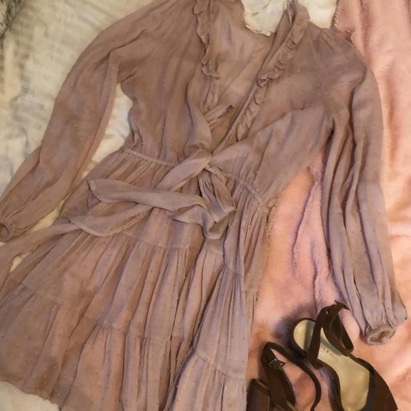 Olive Scent light pink mini dress - Picture 1 of 4